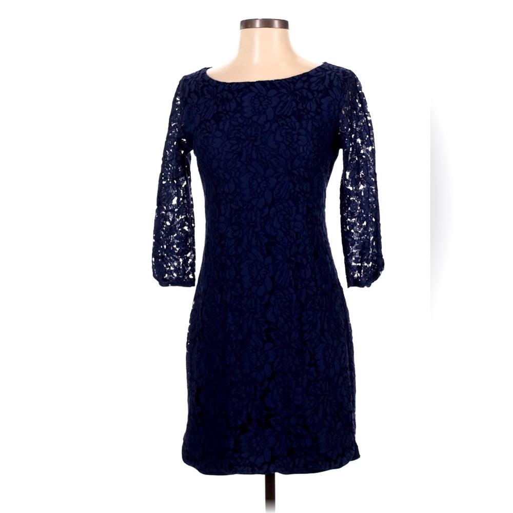 NWT VINCE CAMUTO Navy Blue Lace dress Sz 4